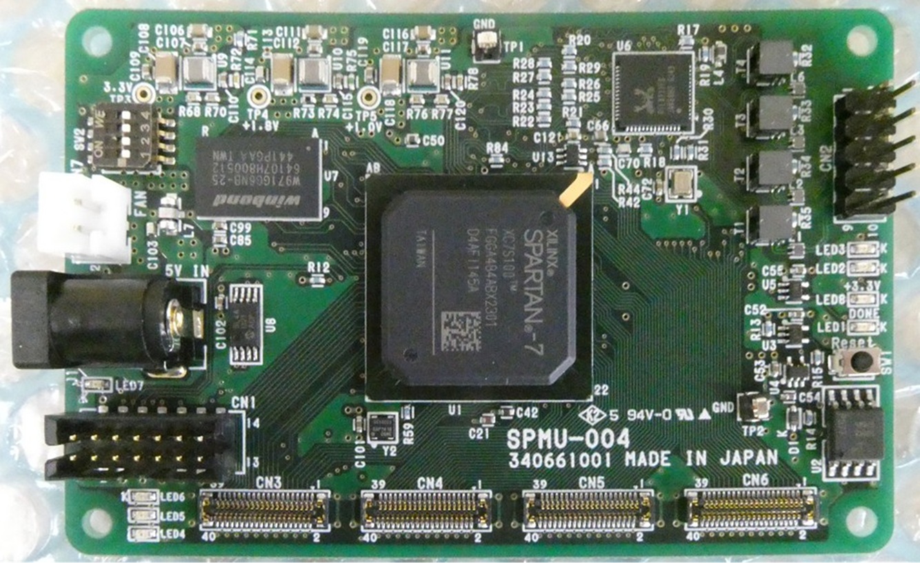 多信号入出力機器コントローラー用FPGAボード（SPMU-004）